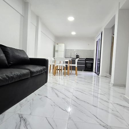 Apartament Departamento A Estrenar Zona Centrica Mar de Ajó Zewnętrze zdjęcie